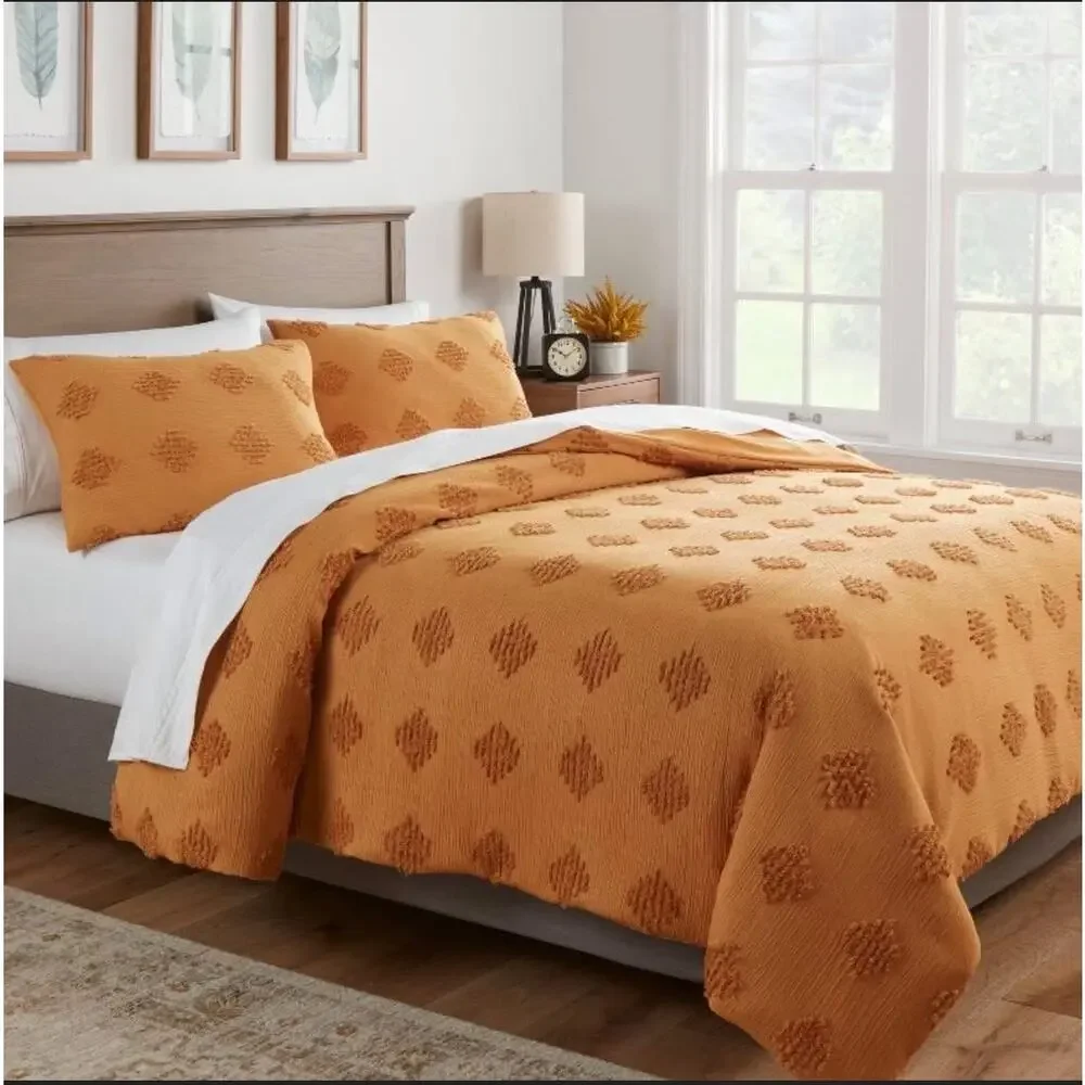 NWT Full/Queen Tufted Diamond Crinkle Duvet Cover and Sham Set Dark Gold